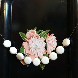 Vintage White, gold &copper toned beaded necklace